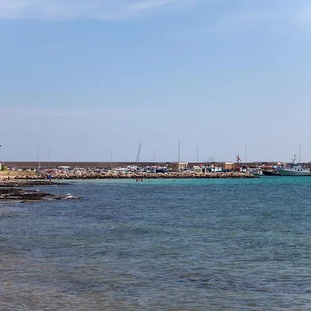 Affitto Monolocale Vicino Mare E Servizi M608 *